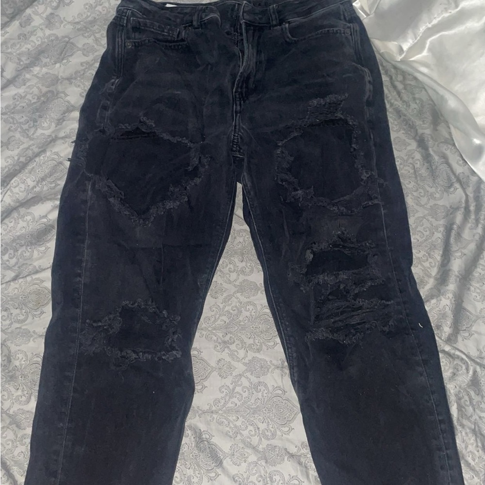 American Eagle Outfitters Women's Black Distressed High Rise Jeans